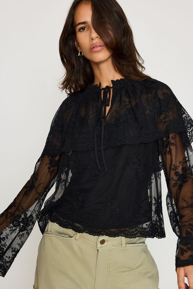 Chemisier en dentelle à manches longues style cape By Anthropologie #2