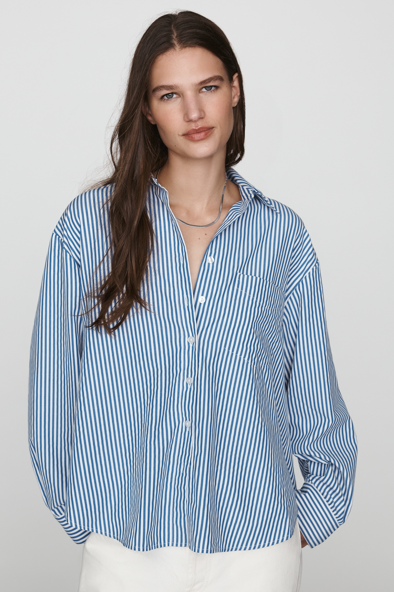 Maeve Shrunken Bennet Ruched-Back Buttondown Shirt