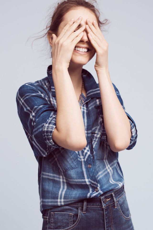 Brecken Buttondown