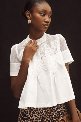En Elly Short-sleeve Lace Poplin Swing Top In White