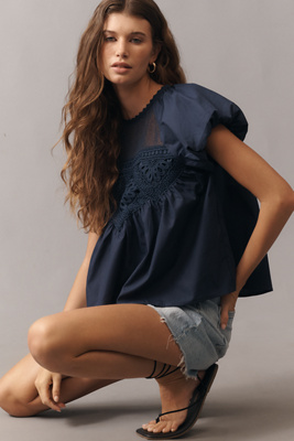 En Elly Puff-Sleeve Crochet Blouse