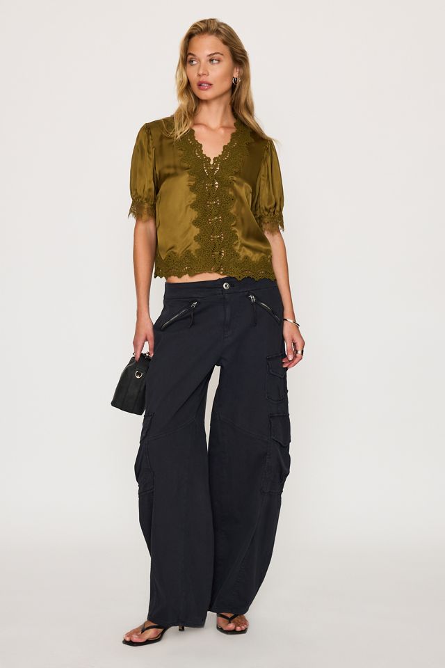 Chemisier en satin avec bordure en dentelle Stella By Anthropologie #1