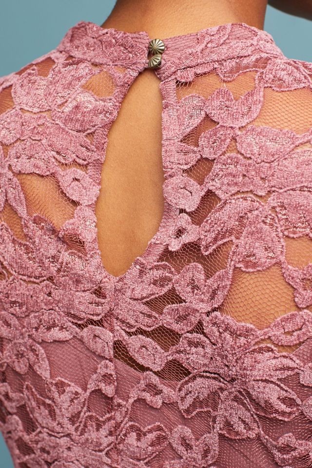Bell-Sleeved Lacework Top #2