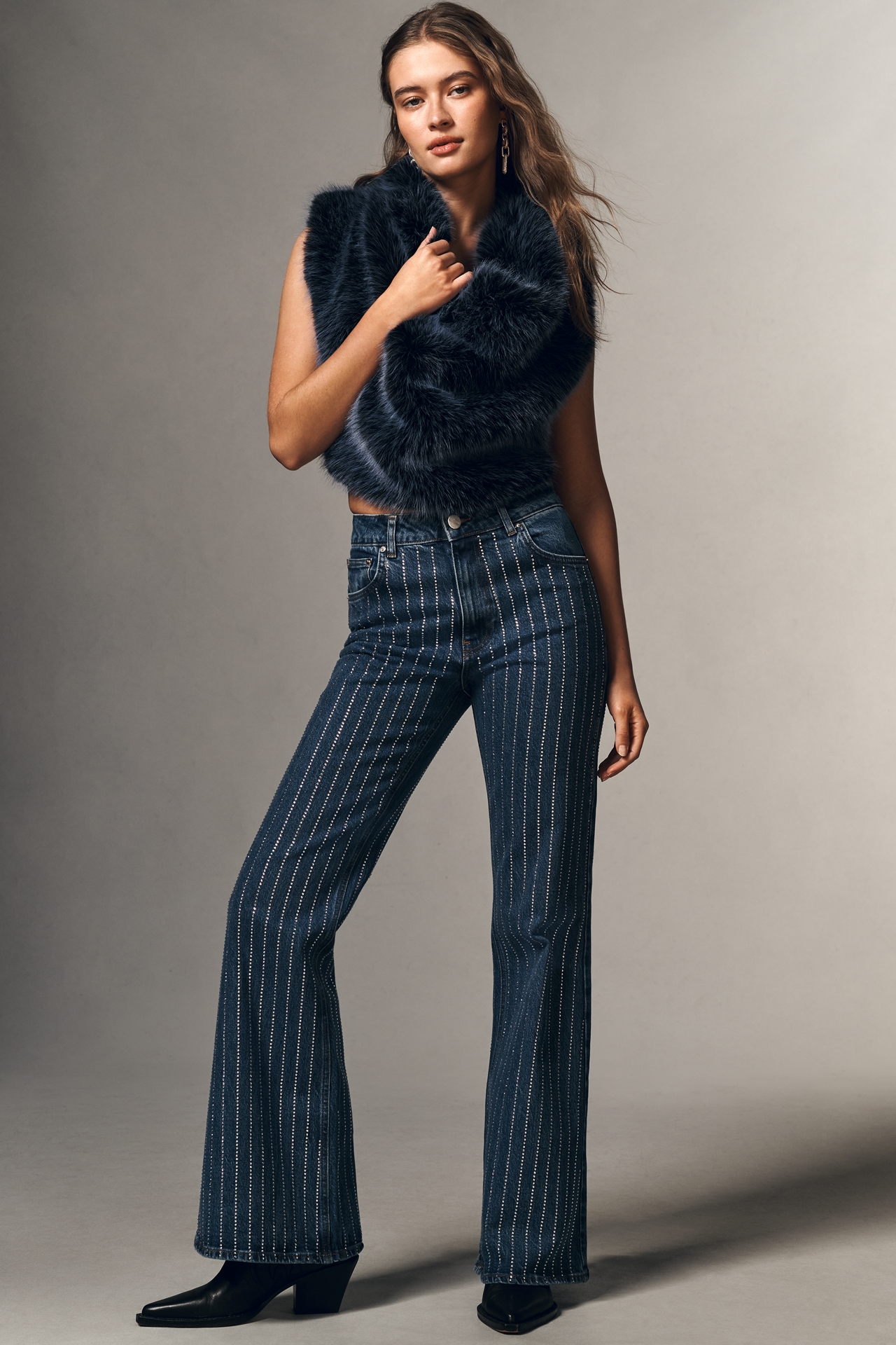 Avec Les Filles Faux Fur Crop Pullover Top