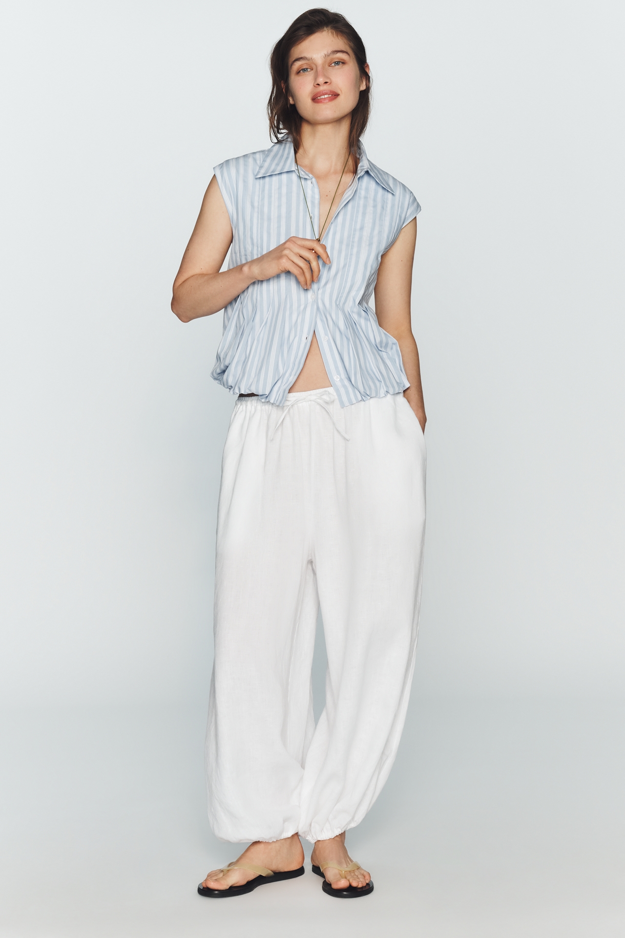 Maeve Sleeveless Pleated Bubble-Hem Buttondown Top
