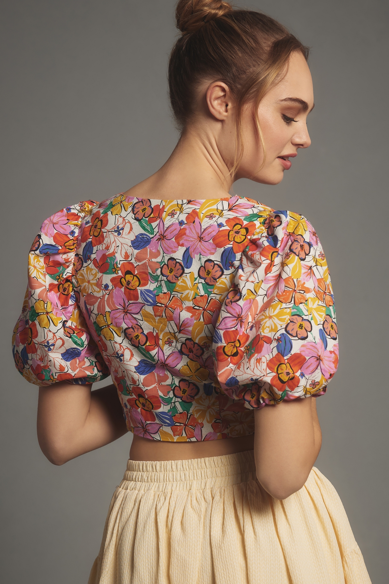 Endless Rose Puff-Sleeve Floral Crop Top