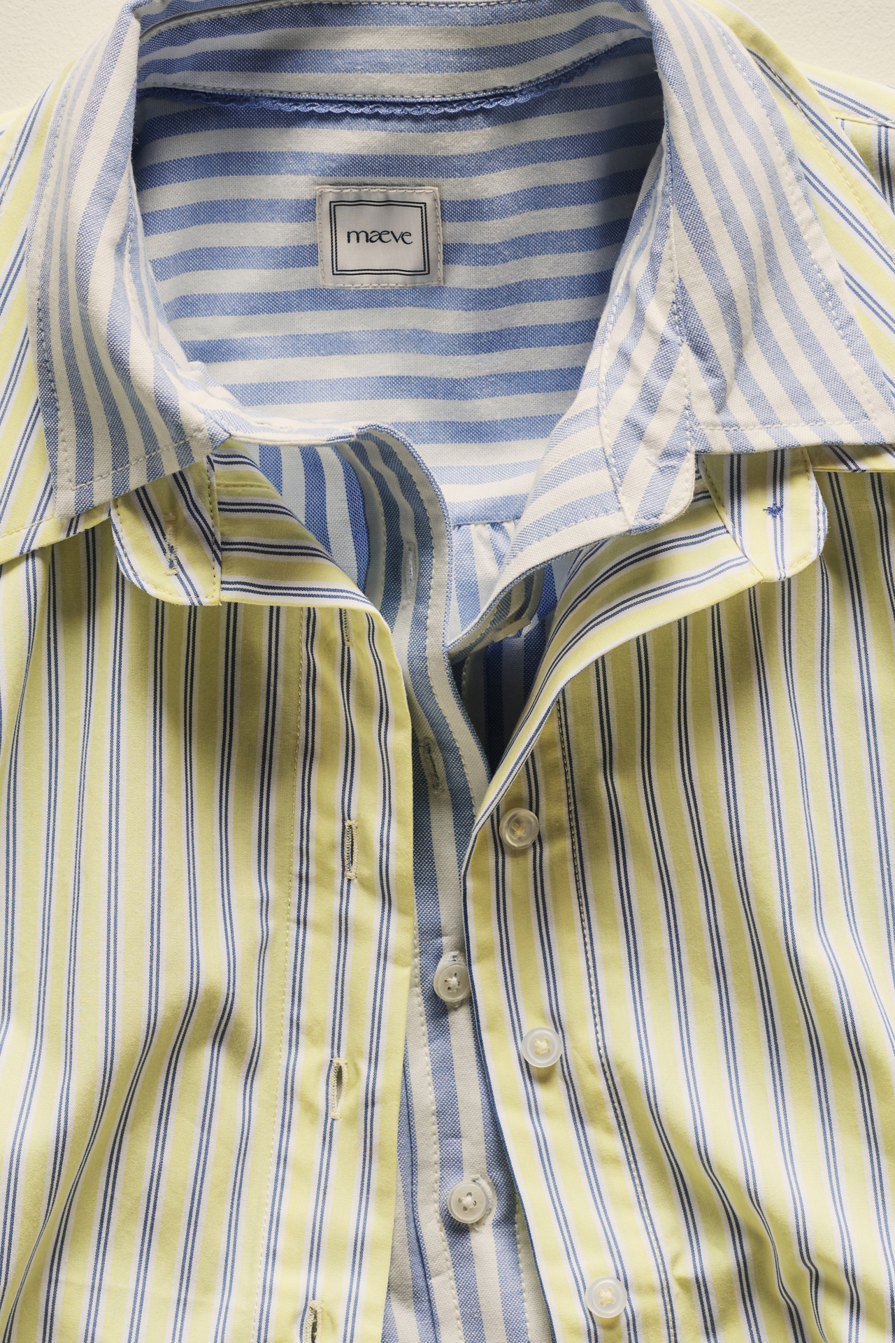 Maeve Cropped Long-Sleeve Buttondown Shirt