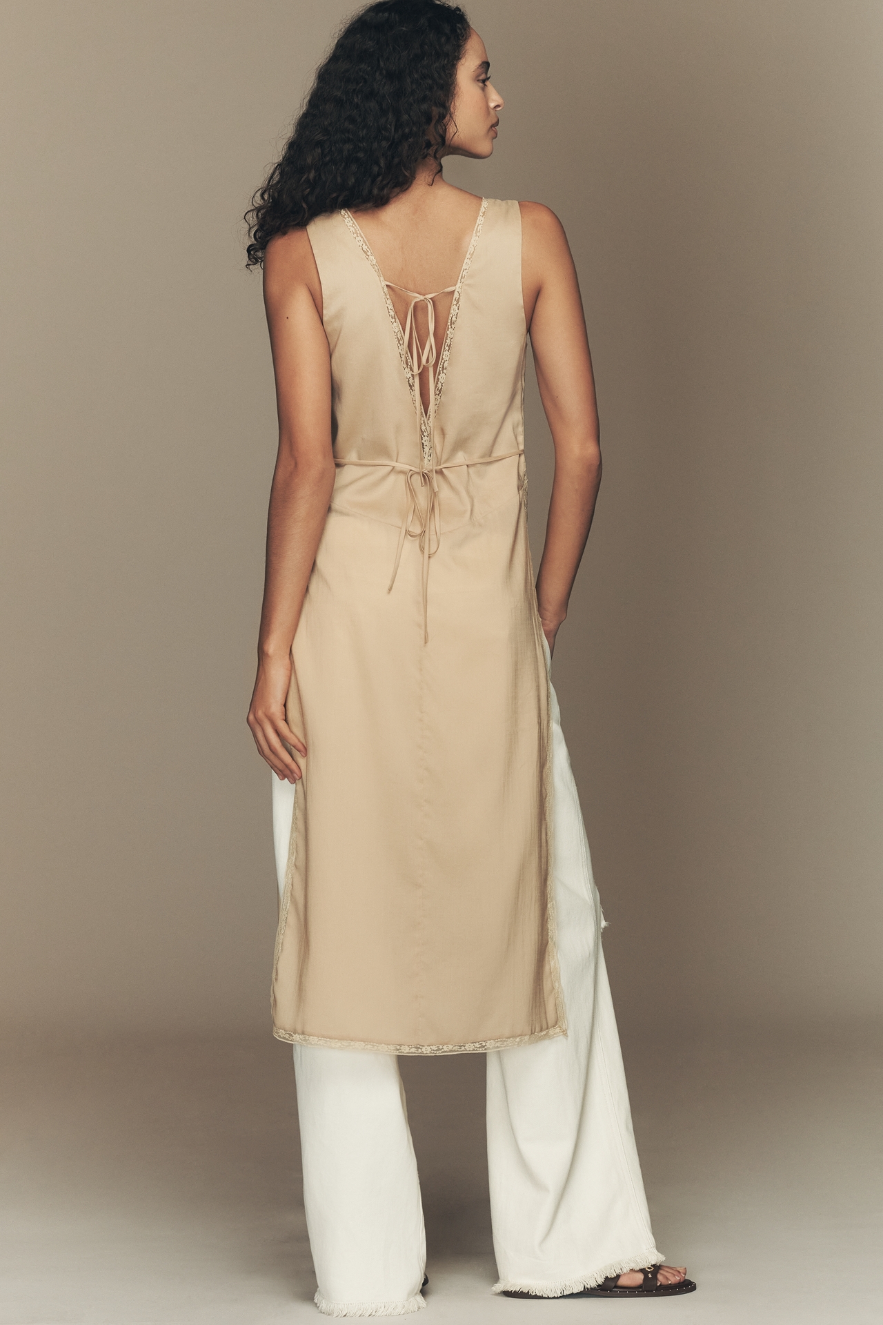 Mare Silky Sleeveless V-Neck Tunic