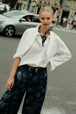 En Saison Marleigh Tie-Neck Buttondown Shirt