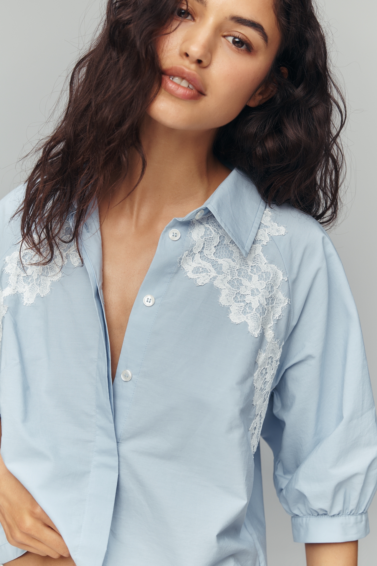 Maeve Lace Half-Sleeve Crop Buttondown Shirt