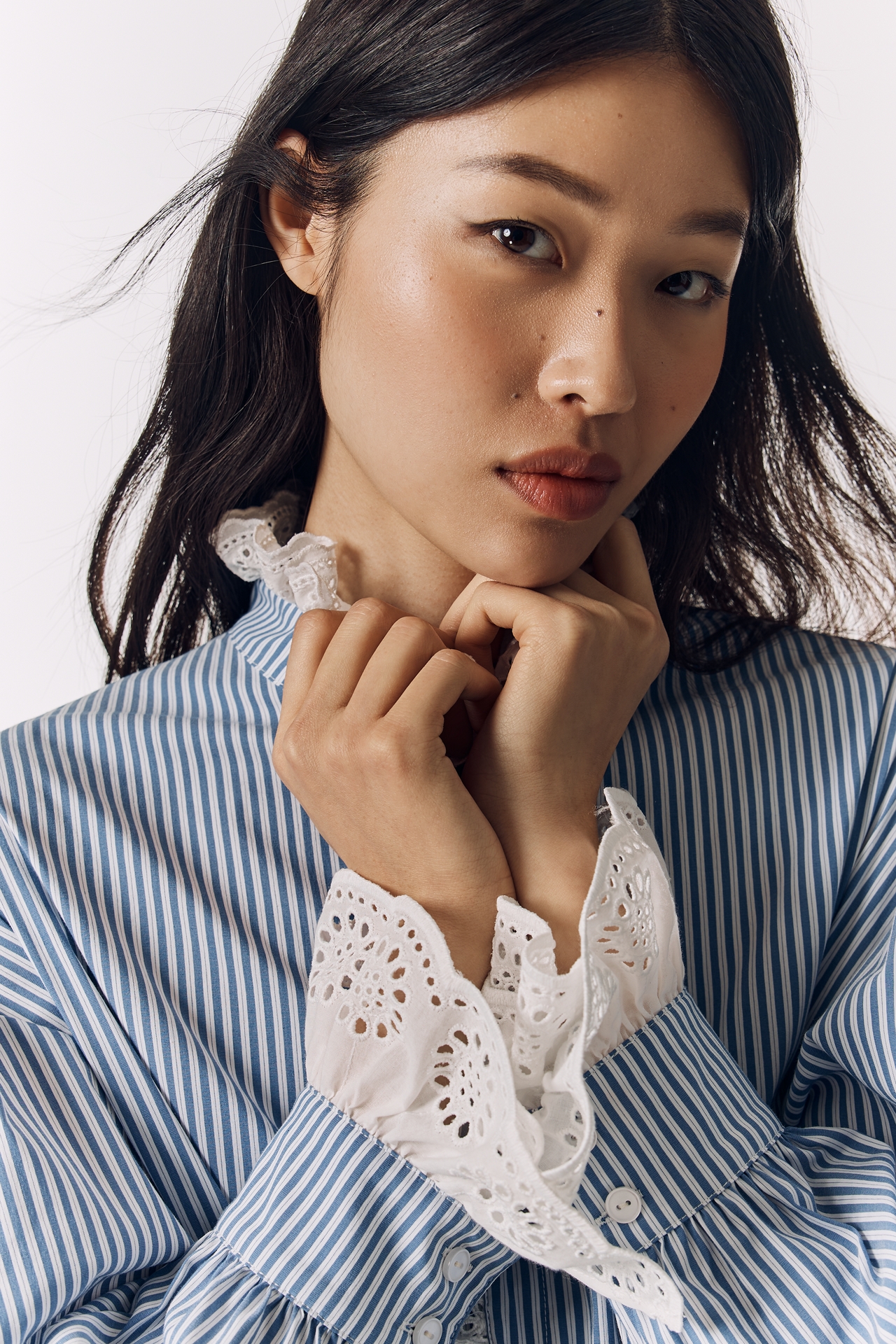 Exquise Petite Lace Trim Buttondown Shirt