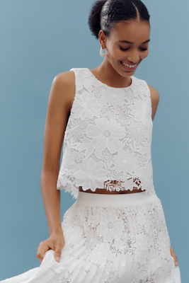 Le Superbe White Flowers Lace Shell Tank Top