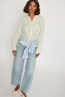 La chemise boutonnée Bennet rétrécie en lin par Maeve