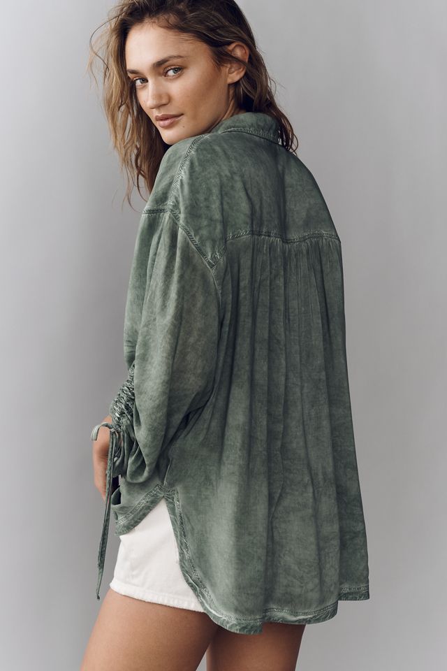 Pilcro Cinched-Sleeve Buttondown Top #2