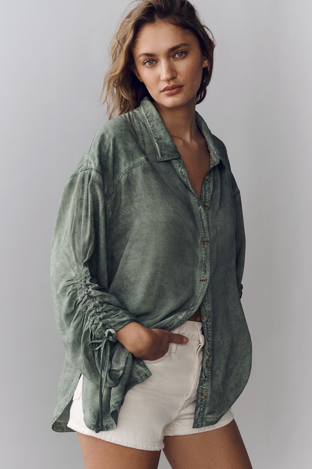 Pilcro Cinched-Sleeve Buttondown Top #4