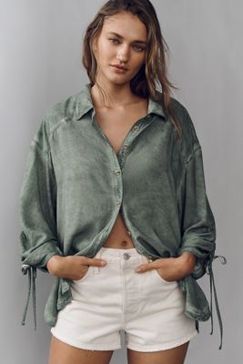 Pilcro Cinched-Sleeve Buttondown Top