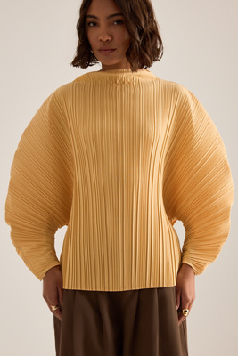 ESTHE Pleated High-Neck Top