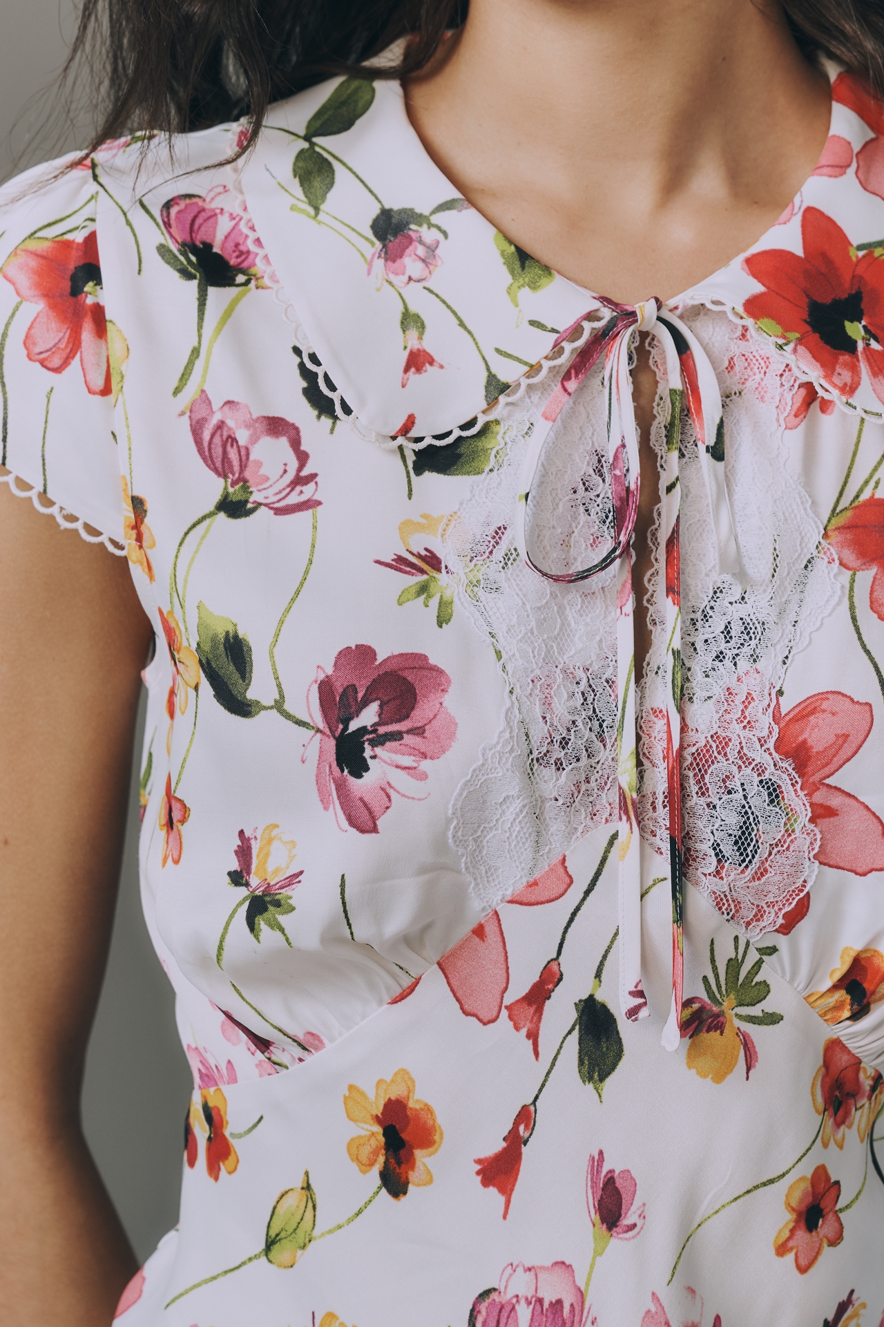 By Anthropologie Silky Peter Pan Collared Blouse