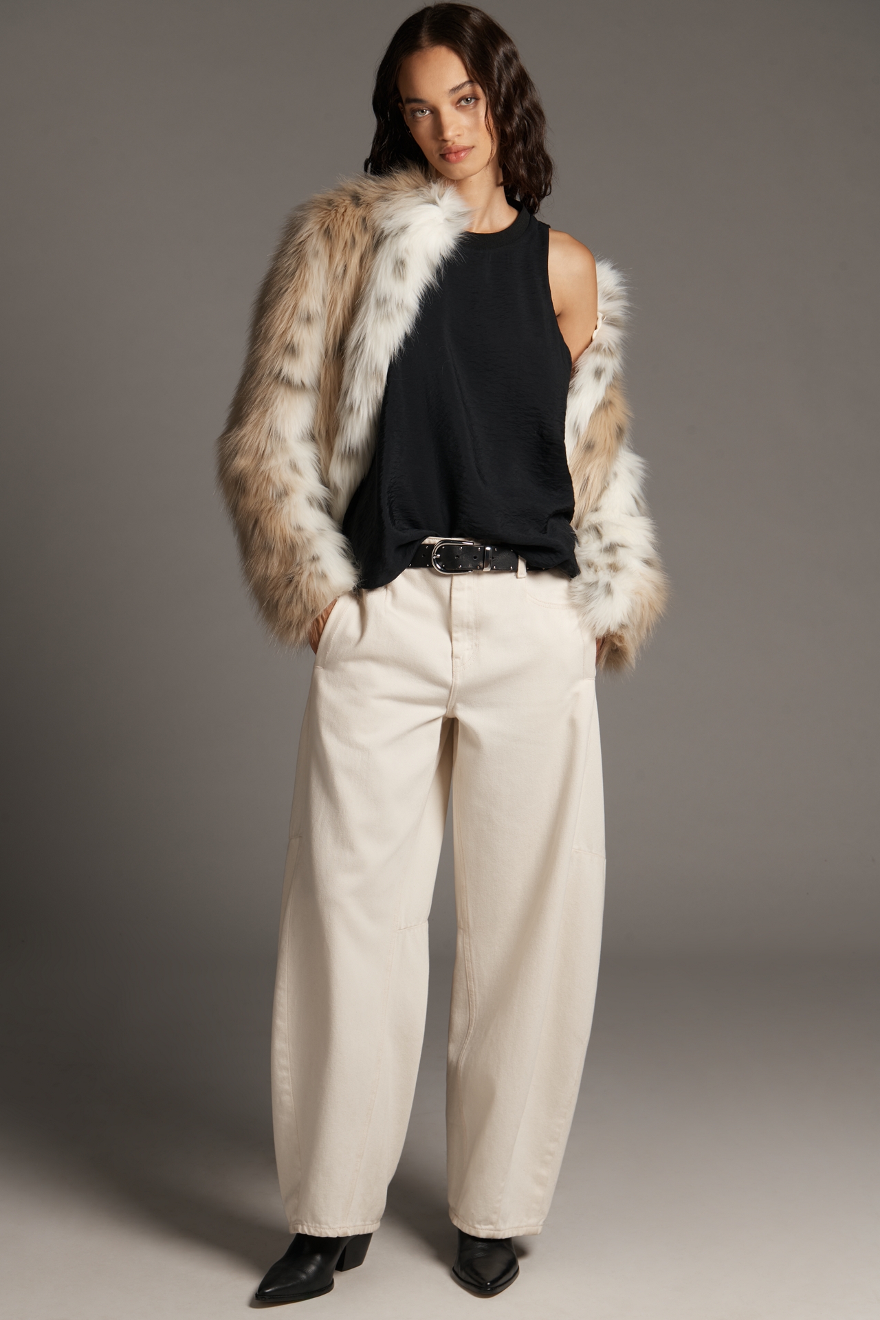 By Anthropologie Sleeveless Crew-Neck Textured Blouse