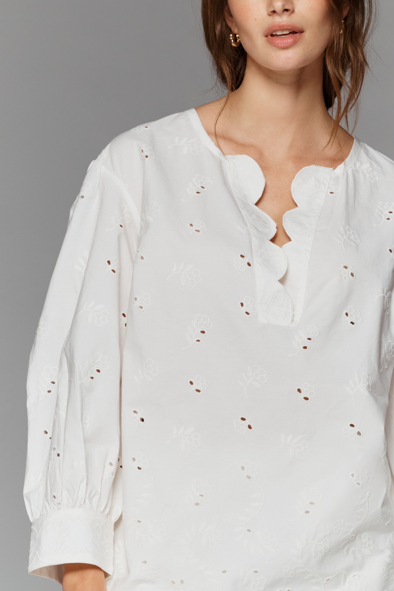 By Anthropologie 100% Cotton Eyelet Popover Blouse