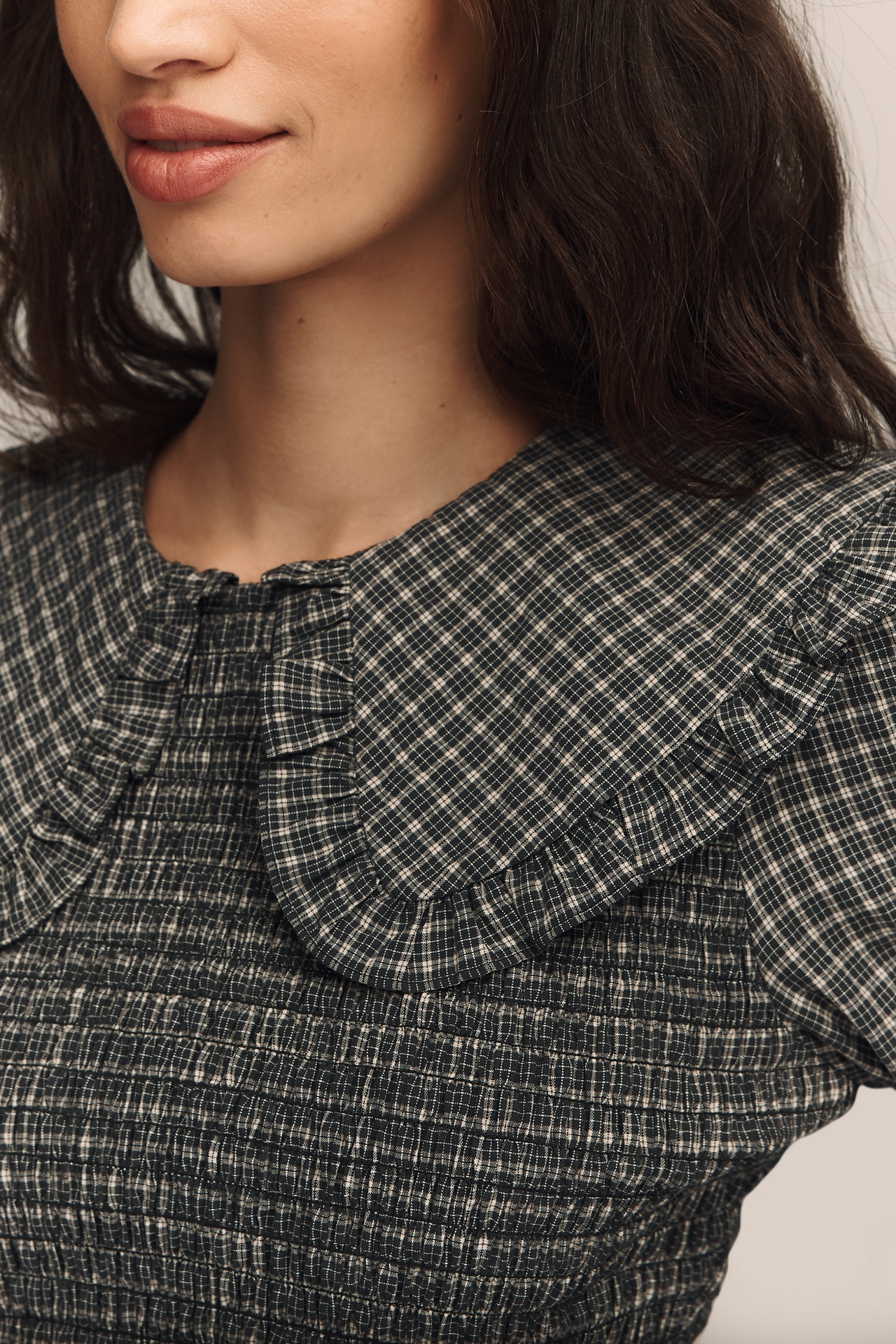 RAISONNEL Long-Sleeve Peter Pan Blouse