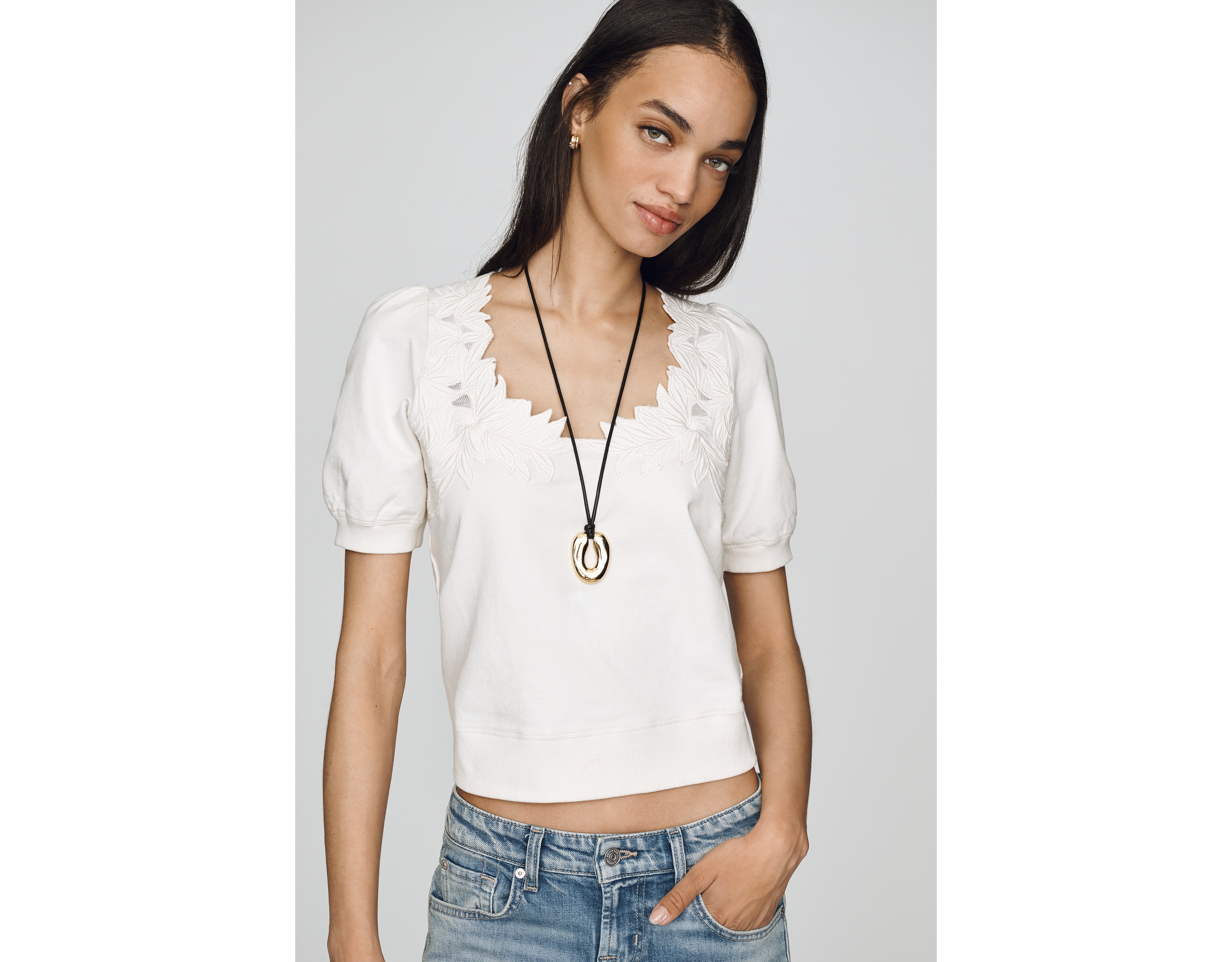 By Anthropologie Deco Crop Pullover