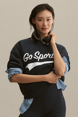 Women's Go Sports Sweatshirt - Oversized Retro Inspired Sweatshirt