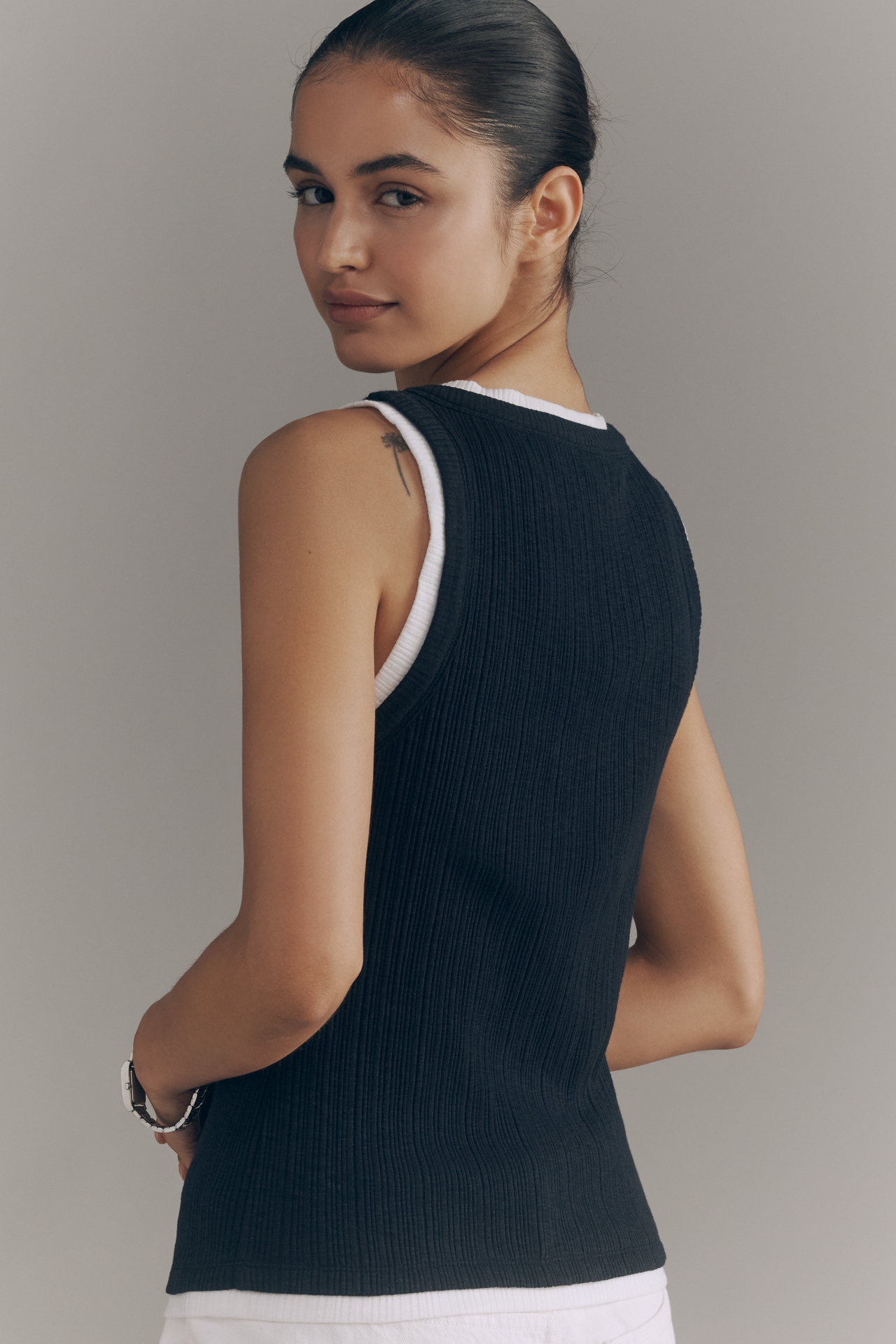 Pilcro Hardware Tank