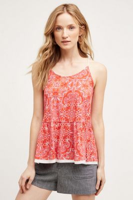 Nuria Swing Tank