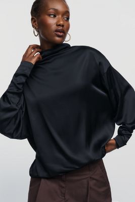 AGOLDE Bryony Satin Turtleneck Top