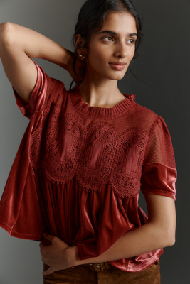 En Elly Velvet Scallop Top In Pink