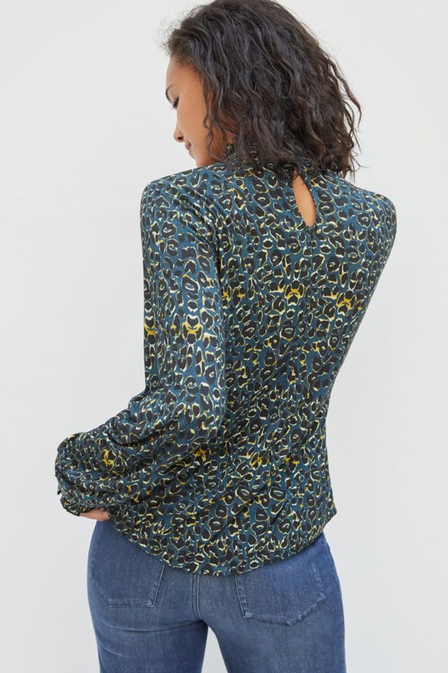Isaria Top #1