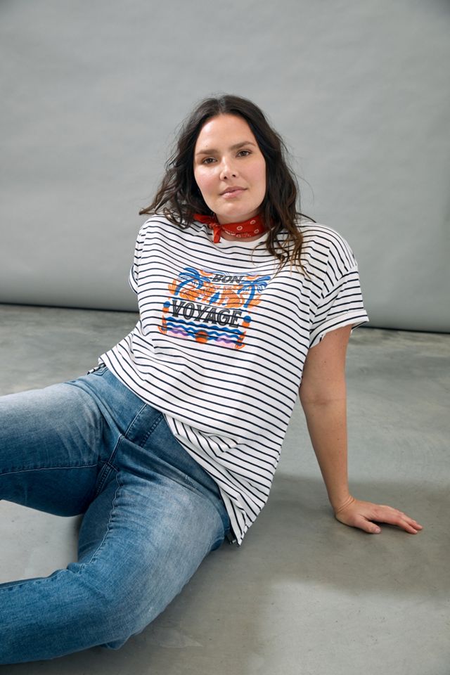 Super Nice Letters Bon Voyage Graphic Tee #3