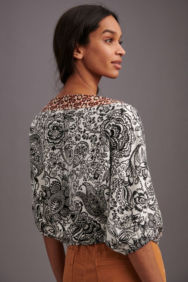Samia Top #3