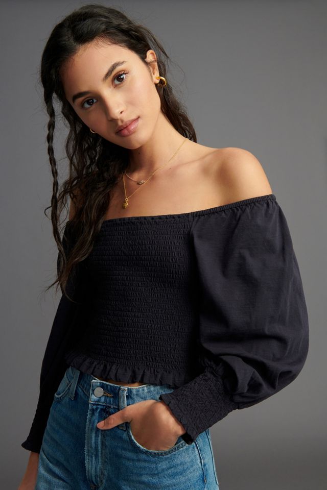 Anthropologie By Off-the-shoulder Seamless Smocked Crop Top in Black