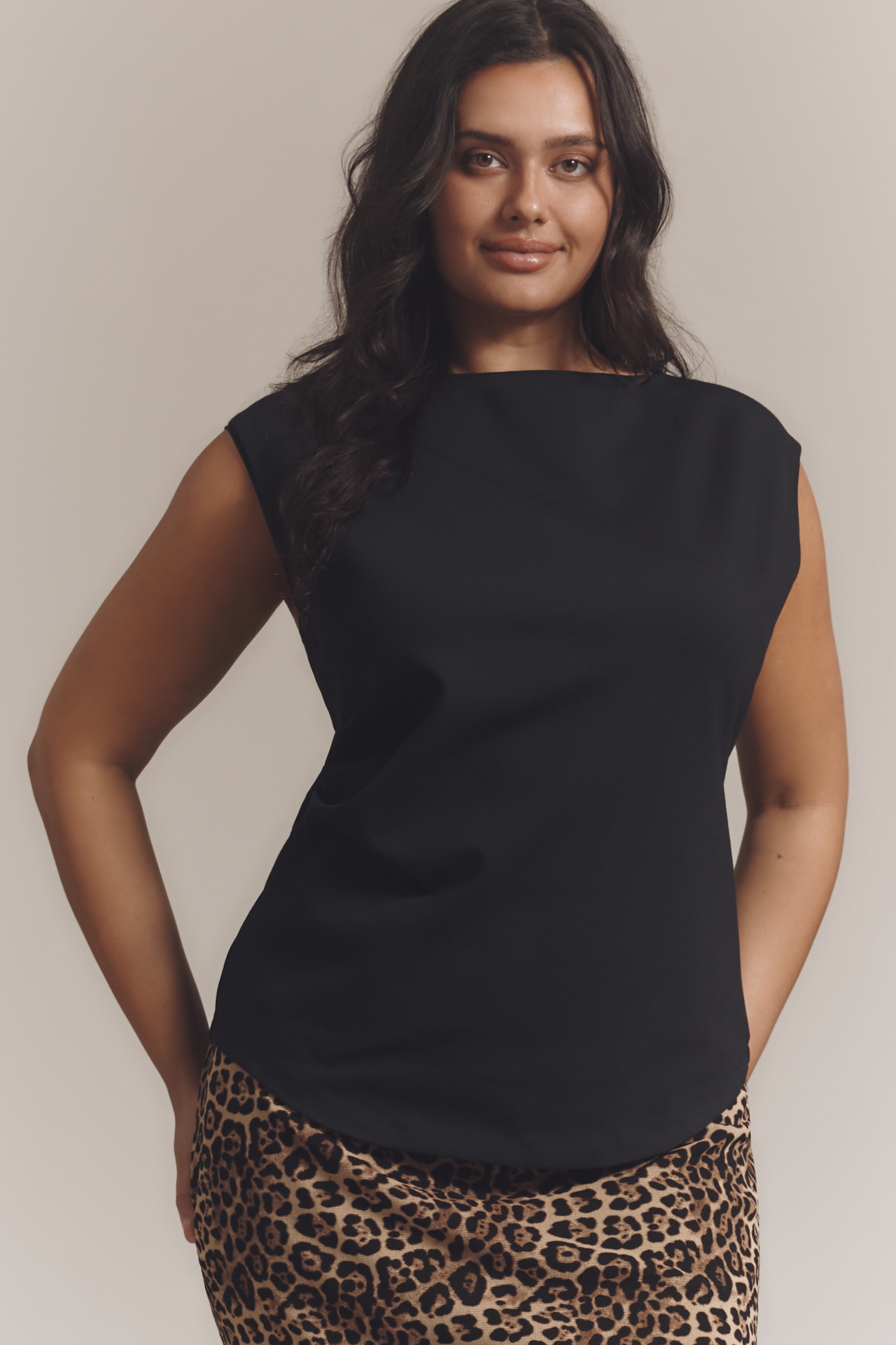 Maeve Short-Sleeve Structured Asymmetric Top