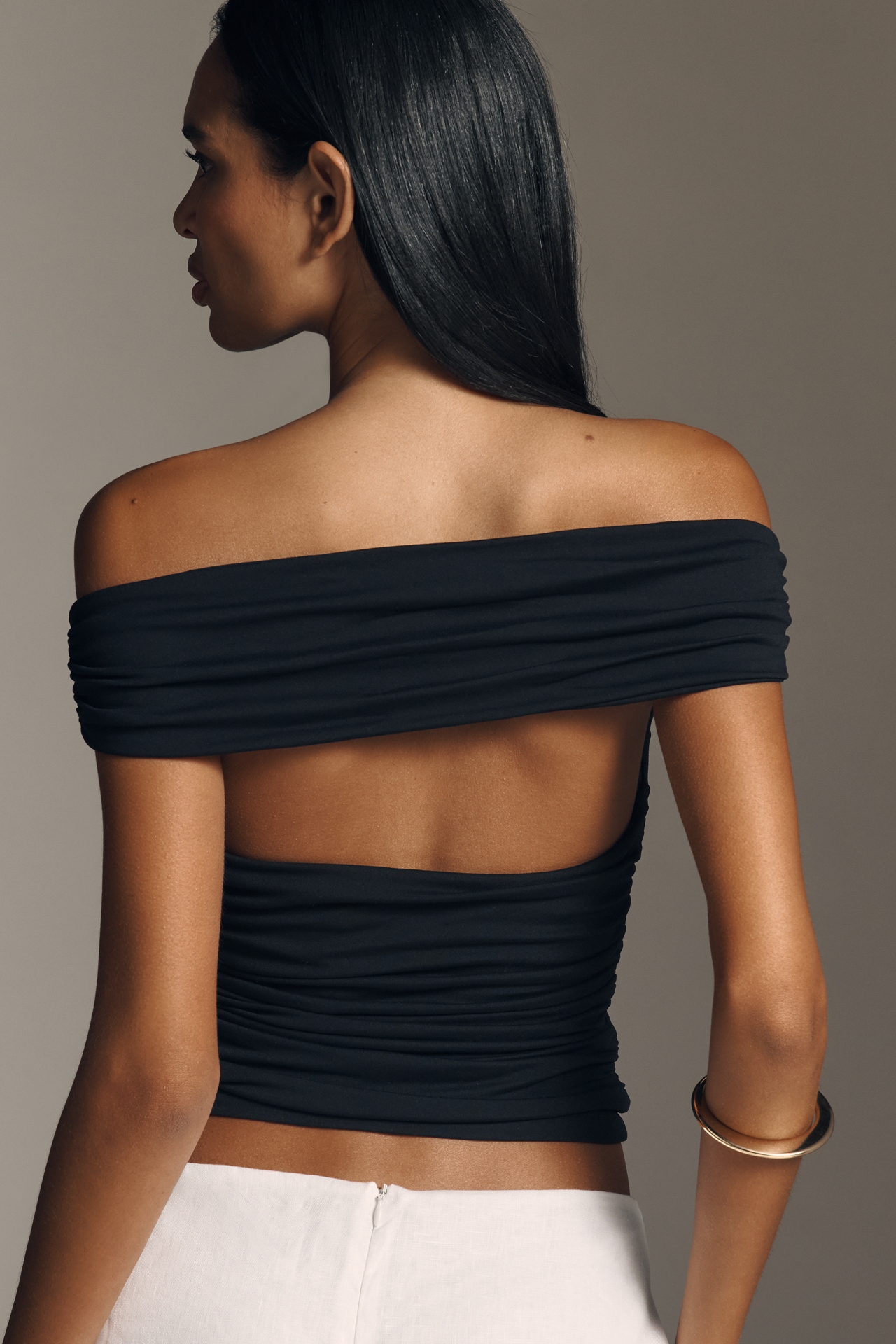 Susana Monaco V-Wire Off-Shoulder Top