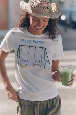 ◆送料・関税無料◆Unfortunate Portrait 'PIT CREW' Tシャツ Unfortunate Portrait Pit Crew Graphic Tee | Anthropologie