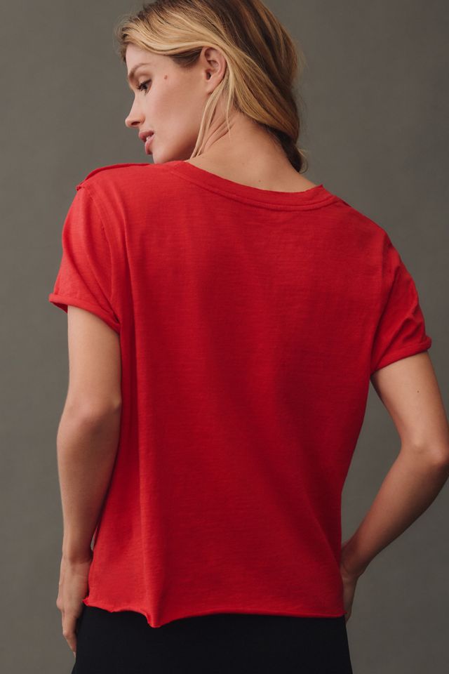Daniela Berkhout More Amore Por Favor Graphic Tee #1