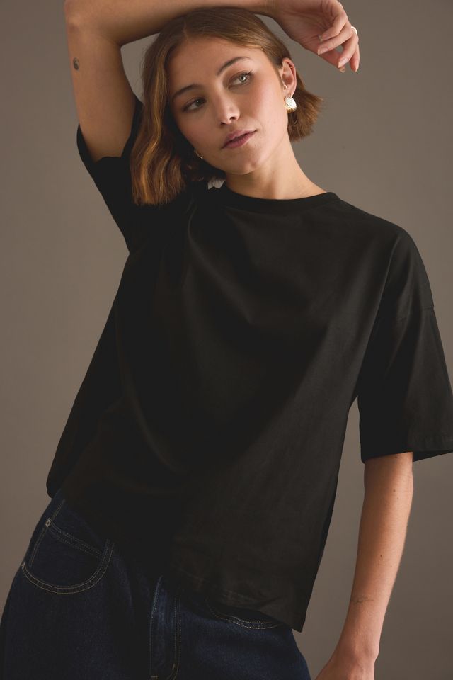 Never Fully Dressed T-Shirt mit Schleife am Rücken #1