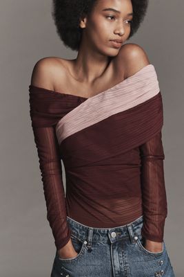 SOVERE Cascade Long-Sleeve Off-Shoulder Mesh Top