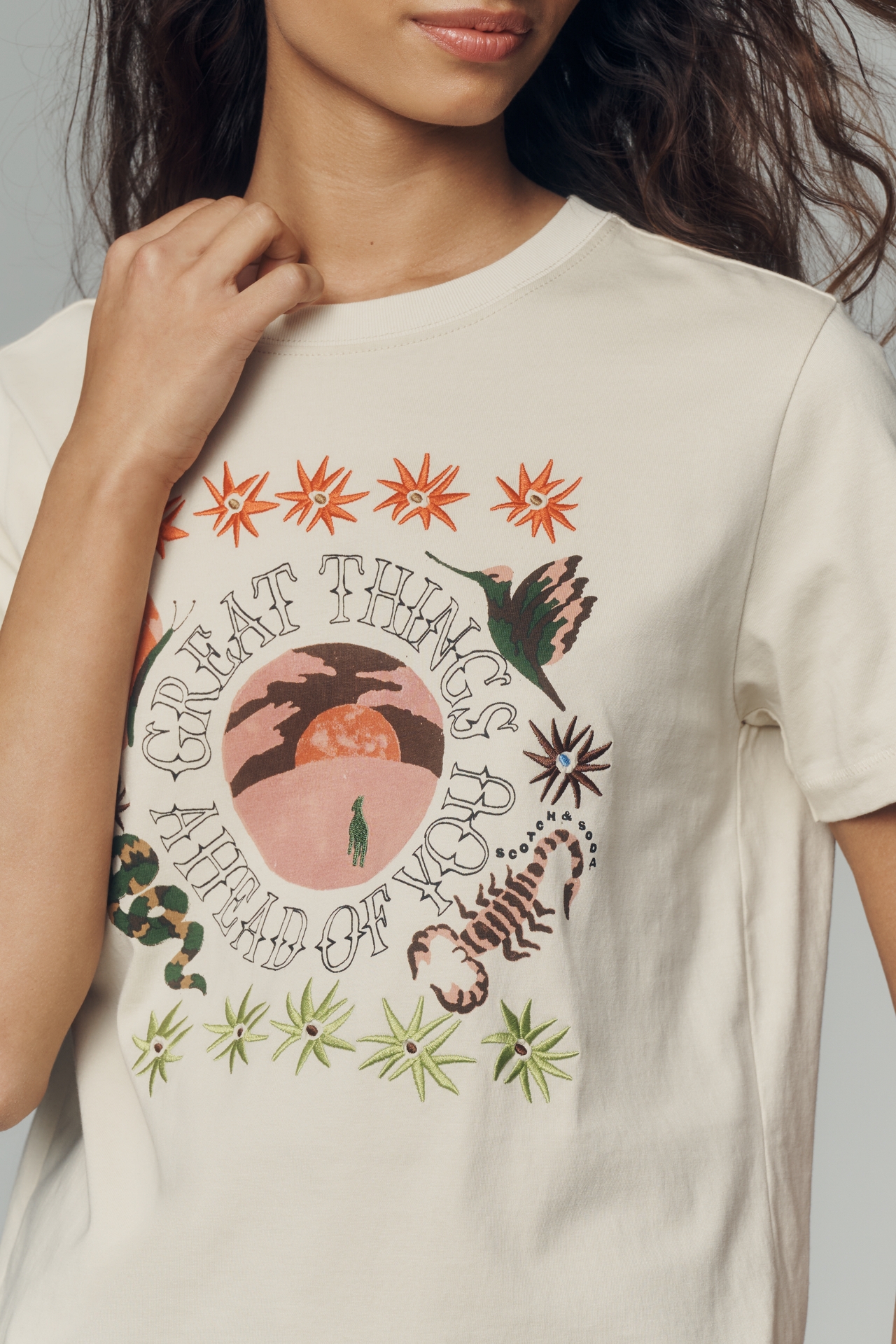 Scotch & Soda 100% Cotton Embroidered Graphic Tee