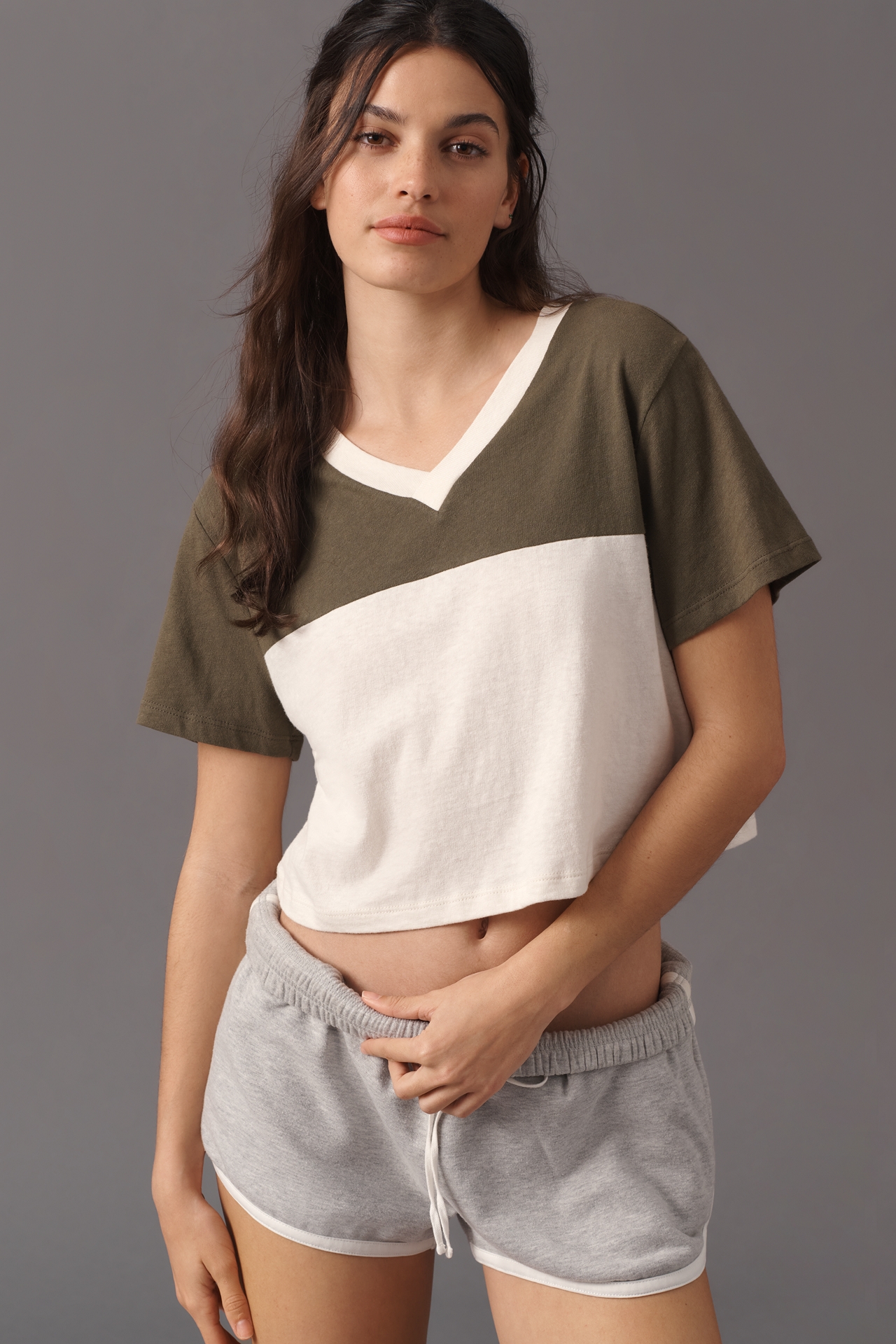 RE/DONE Cotton V-Neck Crop Tee