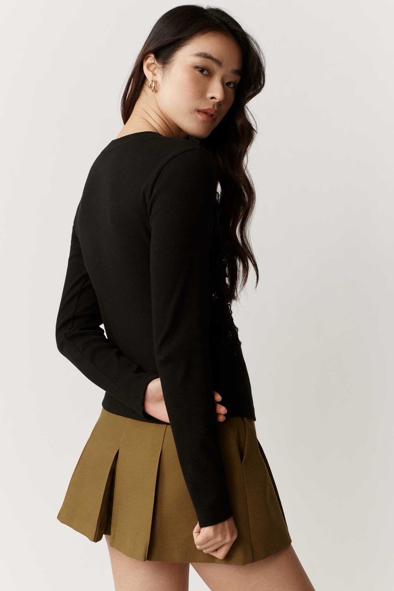 By Anthropologie 3D Floral Crew-Neck Sweater