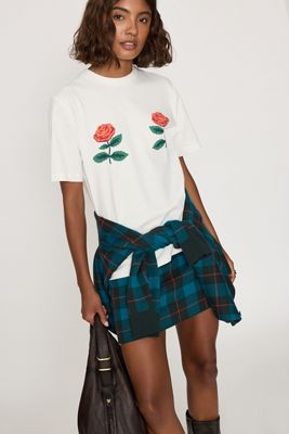 The Tiny Big Sister Roses Graphic T-Shirt