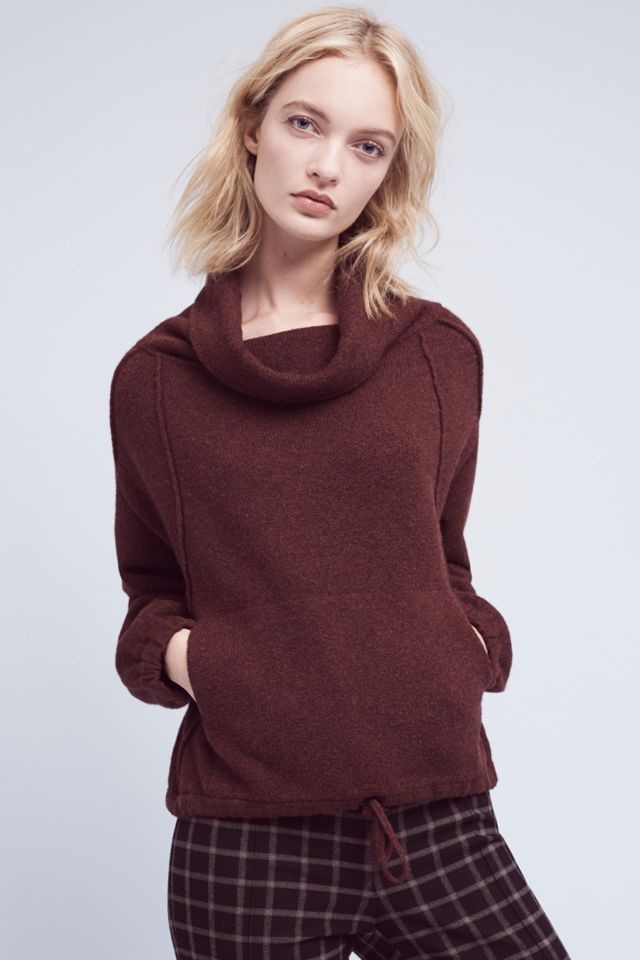 Liv Cowlneck Pullover