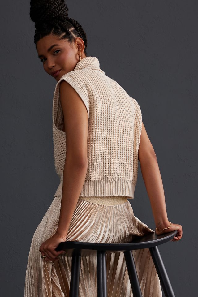 Black Colour Dell roll neck knit vest black