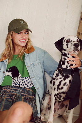 The Goldie Crew-Neck Cashmere Sweater product page