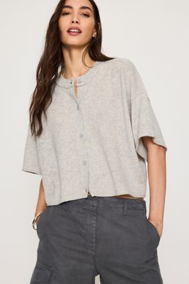 Il Maglione Cashmere Girocollo Goldie: Edizione Cardigan