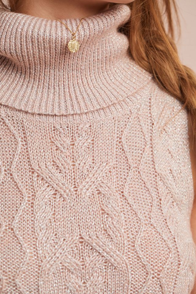 Sleeveless Turtleneck #3